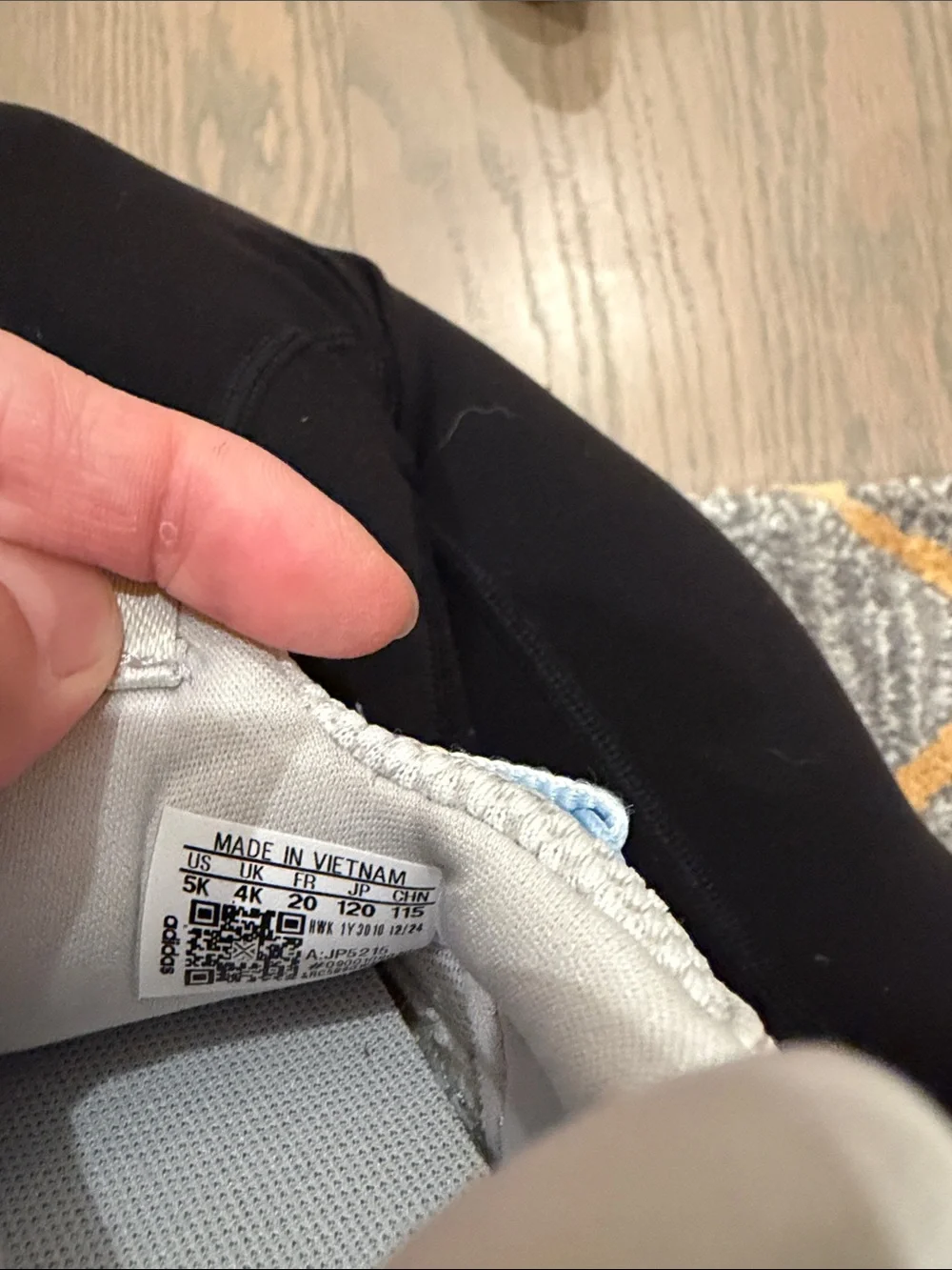 Adidas toddler mesh sneakers, size 5K